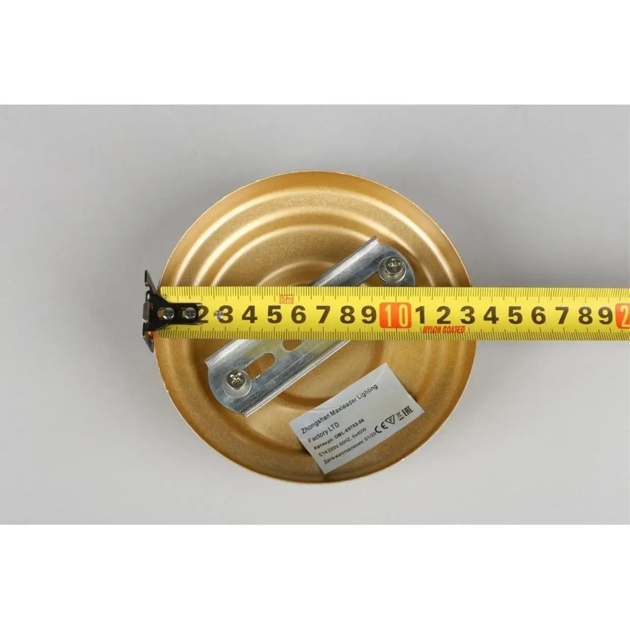 Люстра Omnilux OML-69703-06 GAETA — золотой, ракурс 9