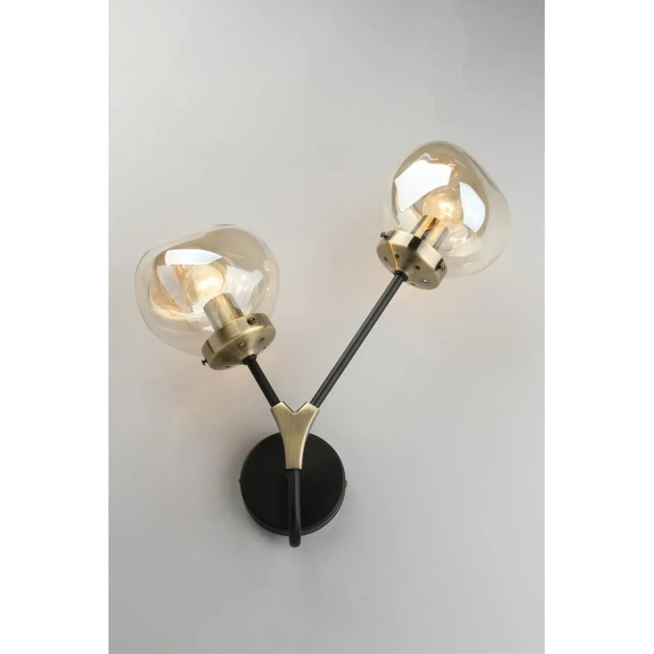 Бра Omnilux OML-95101-02 CROTONE — черный, ракурс 8